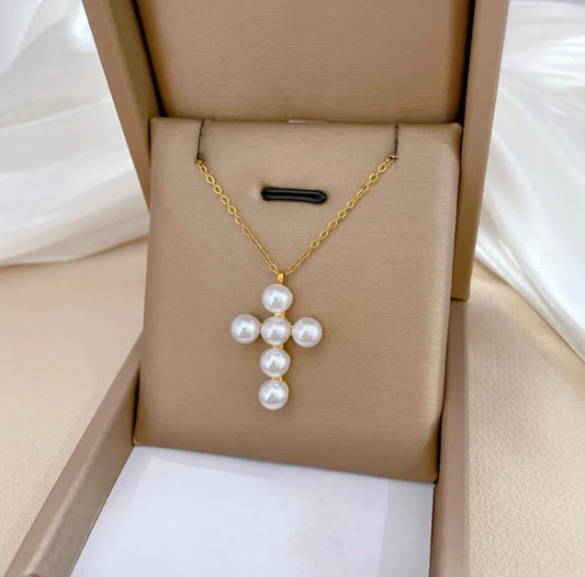Collier Croix Divine